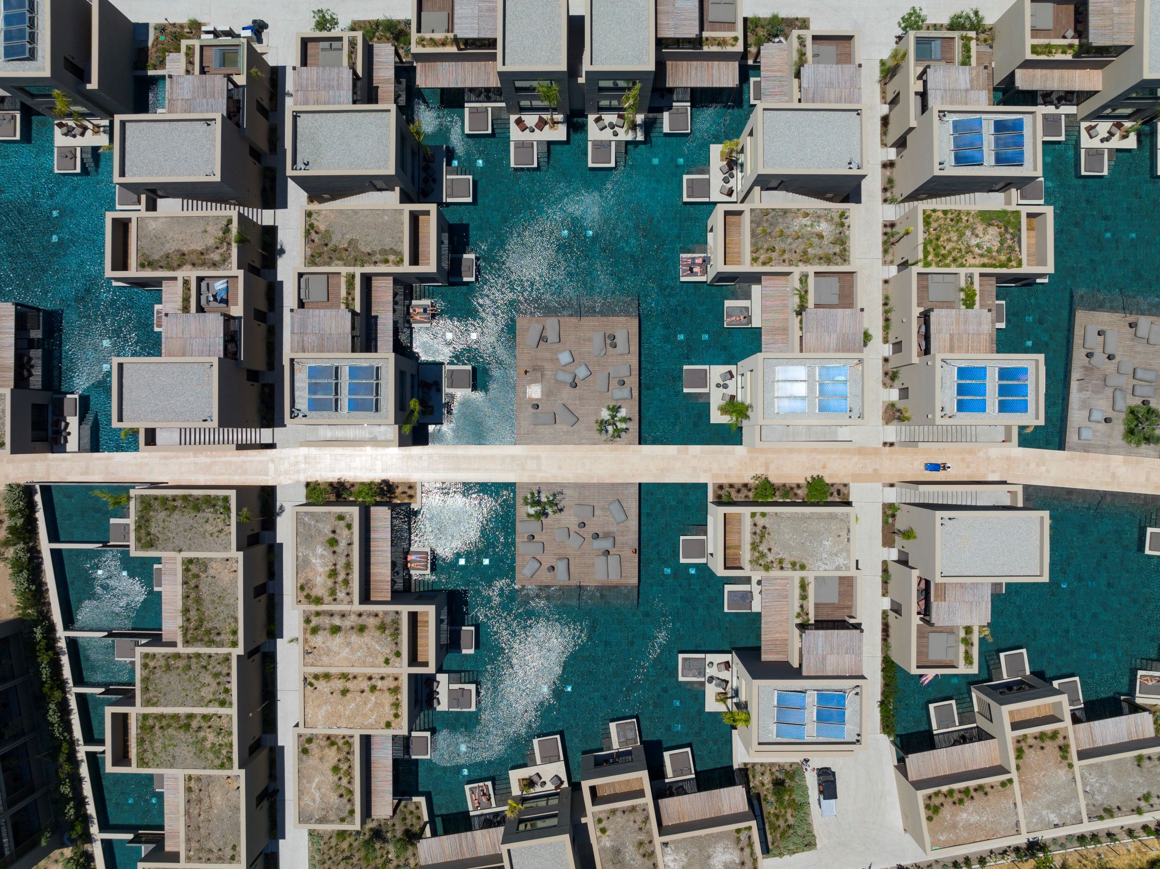 Κέντρο Αποθήκευσης & Διανομής, Μάνδρα