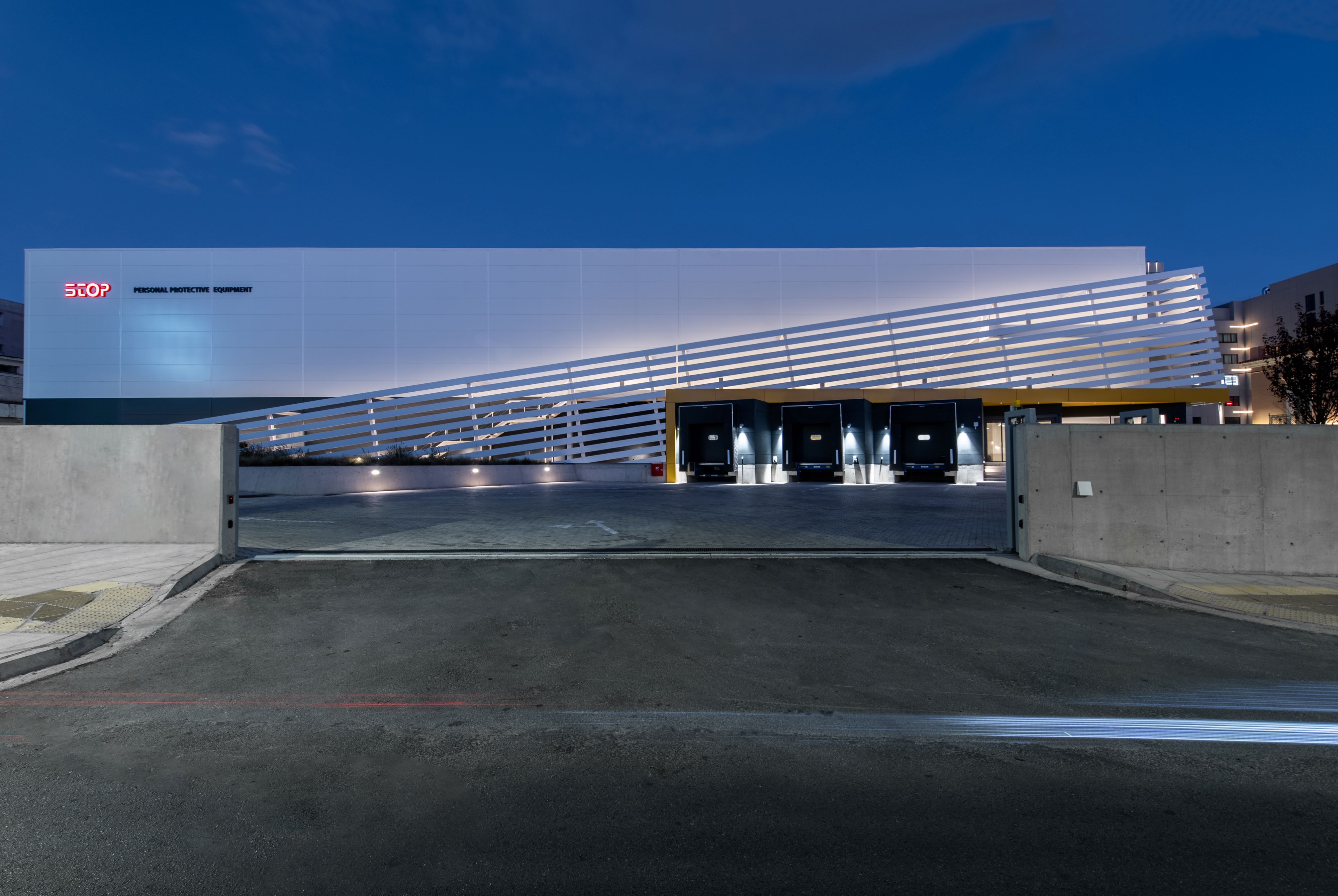 Κέντρο Αποθήκευσης & Διανομής, Μάνδρα